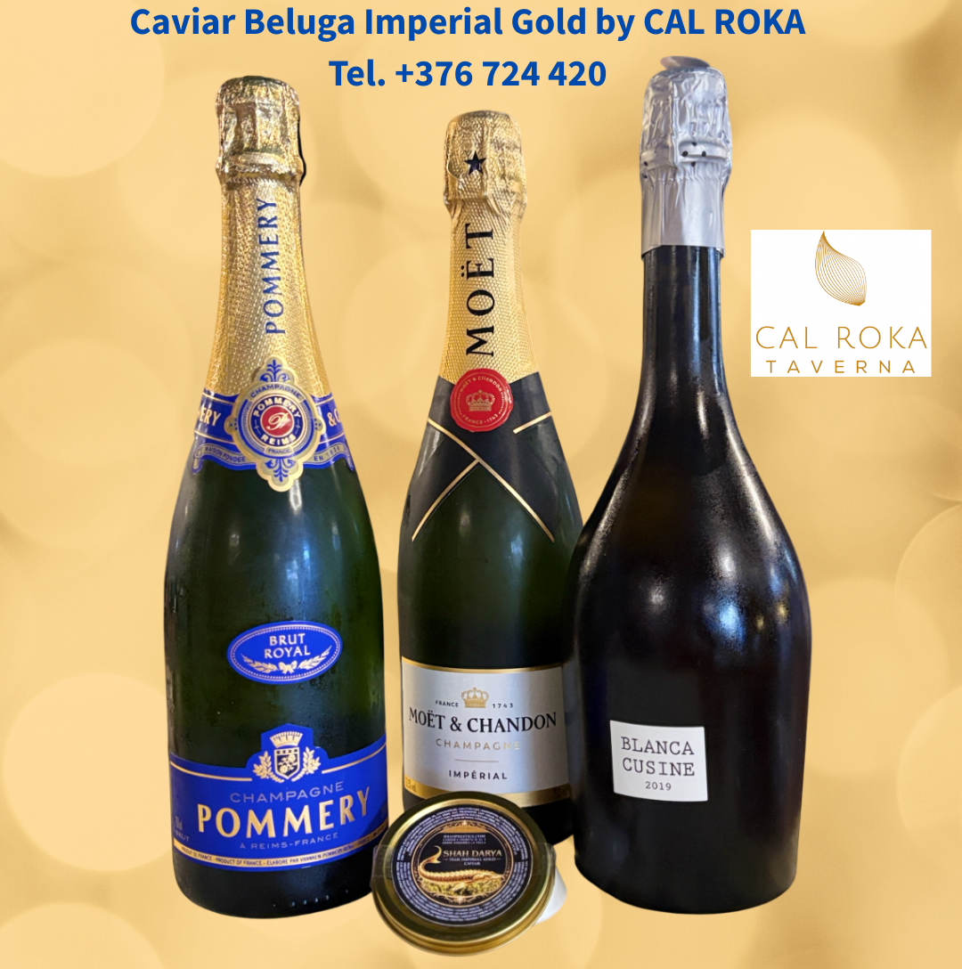 El Caviar Beluga Imperial Gold representa la cúspide del lujo gastronómico. No es solo un alimento, sino una experiencia sensorial que combina la genética del esturión más prestigioso con una selección visual meticulosa. Aquí tienes los detalles clave que lo hacen tan especial: 1. El Origen: El Gigante del Mar Proviene del esturión Huso huso, el más grande de todas las especies de esturión (puede llegar a pesar casi una tonelada). La denominación "Imperial Gold" suele referirse a una selección específica donde los granos no son los típicos grises o negros, sino que presentan matices dorados, ámbar o perla clara. 2. Características Organolépticas Tamaño del grano: Es el caviar con las huevas más grandes (entre 3 y 4 mm). Tienen una piel extremadamente fina que "estalla" delicadamente en el paladar. Color: Su tono dorado es natural y poco frecuente, lo que lo hace visualmente impactante para presentaciones de alta cocina. Sabor: Es famoso por su textura mantecosa y cremosa, con un retrogusto prolongado que recuerda a las nueces y notas minerales. A diferencia de otros caviares, su sabor es suave y nada "pescado". 3. ¿Por qué es tan exclusivo? Tiempo de maduración: Un esturión Beluga tarda entre 15 y 20 años en alcanzar la madurez necesaria para producir hueva. Mantener al animal durante dos décadas antes de obtener el producto explica su elevado precio. Selección Manual: La etiqueta "Imperial" indica que los expertos han seleccionado manualmente solo los granos de mayor tamaño, mejor textura y color más uniforme. Consejos para su degustación Para no arruinar un producto de este calibre, ten en cuenta estas reglas de oro: Evita el metal: Nunca uses cucharas de acero o plata, ya que alteran el sabor (se oxidan al contacto). Usa siempre nácar, hueso o cristal. La temperatura: Debe servirse muy frío, preferiblemente sobre un cuenco de cristal incrustado en hielo picado. Maridaje: Lo ideal es un Champagne Brut muy frío o un Vodka de alta gama servido helado, ya que limpian el paladar entre bocado y bocado.